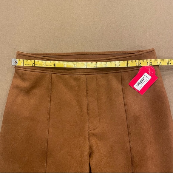SPANX Faux Suede Pull On Flare Pants Rich Caramel Size Medium New With Tag - Picture 11 of 13